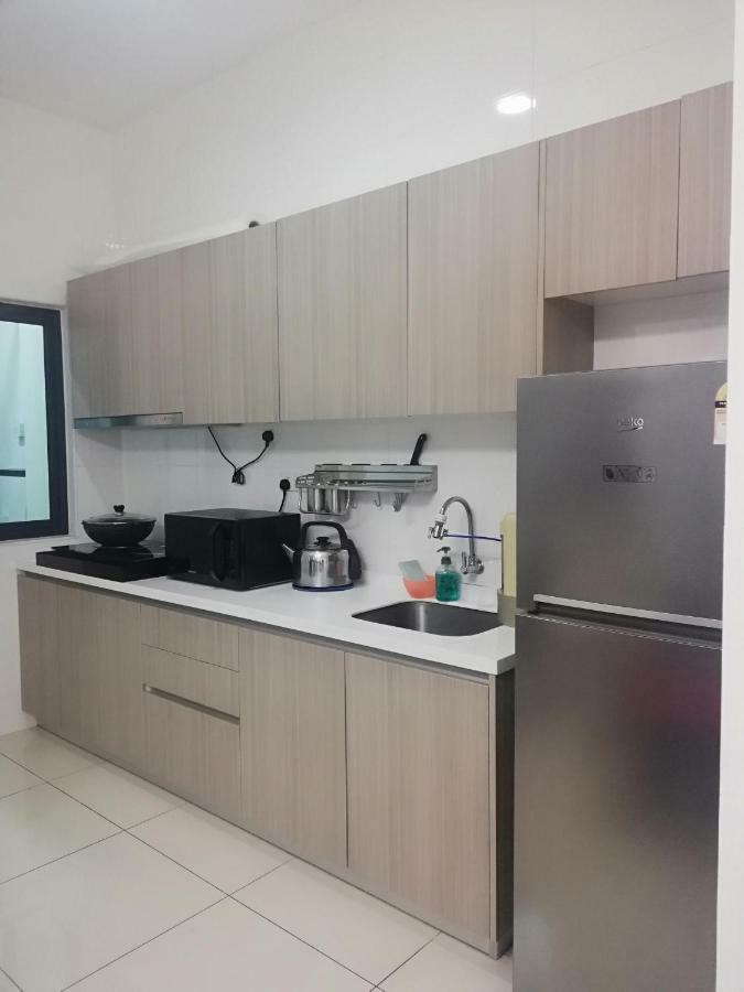 The Raffles Suites Johor Bahru Extérieur photo